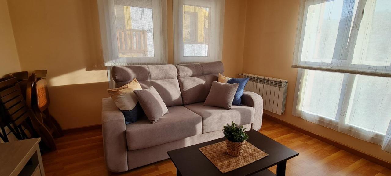 Apartamentos El Pigazu Onís Eksteriør billede